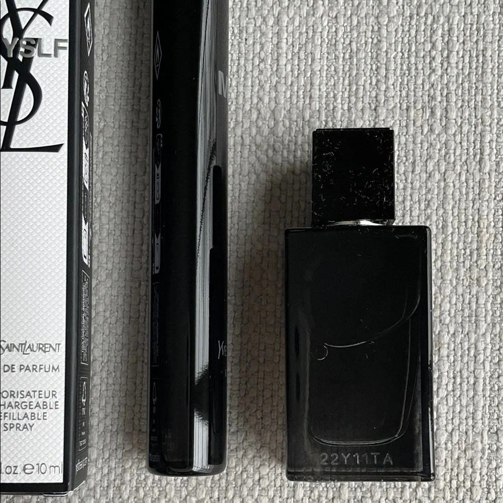 Yves Saint Laurent MYSLF travel Set - Picture 6 of 11